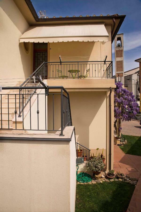 Casa Il Glicine A Due Passi Dal Centro Siena Exterior foto