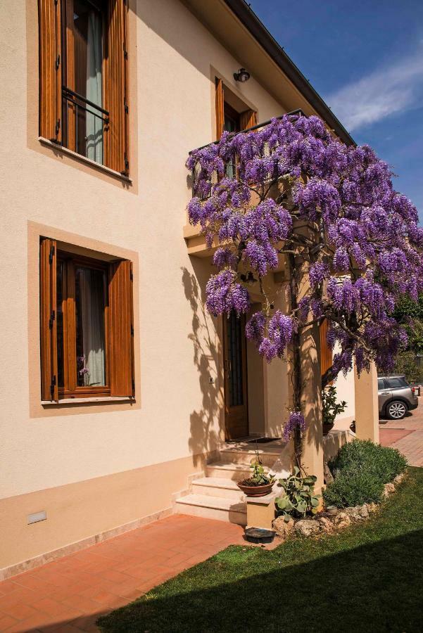 Casa Il Glicine A Due Passi Dal Centro Siena Exterior foto